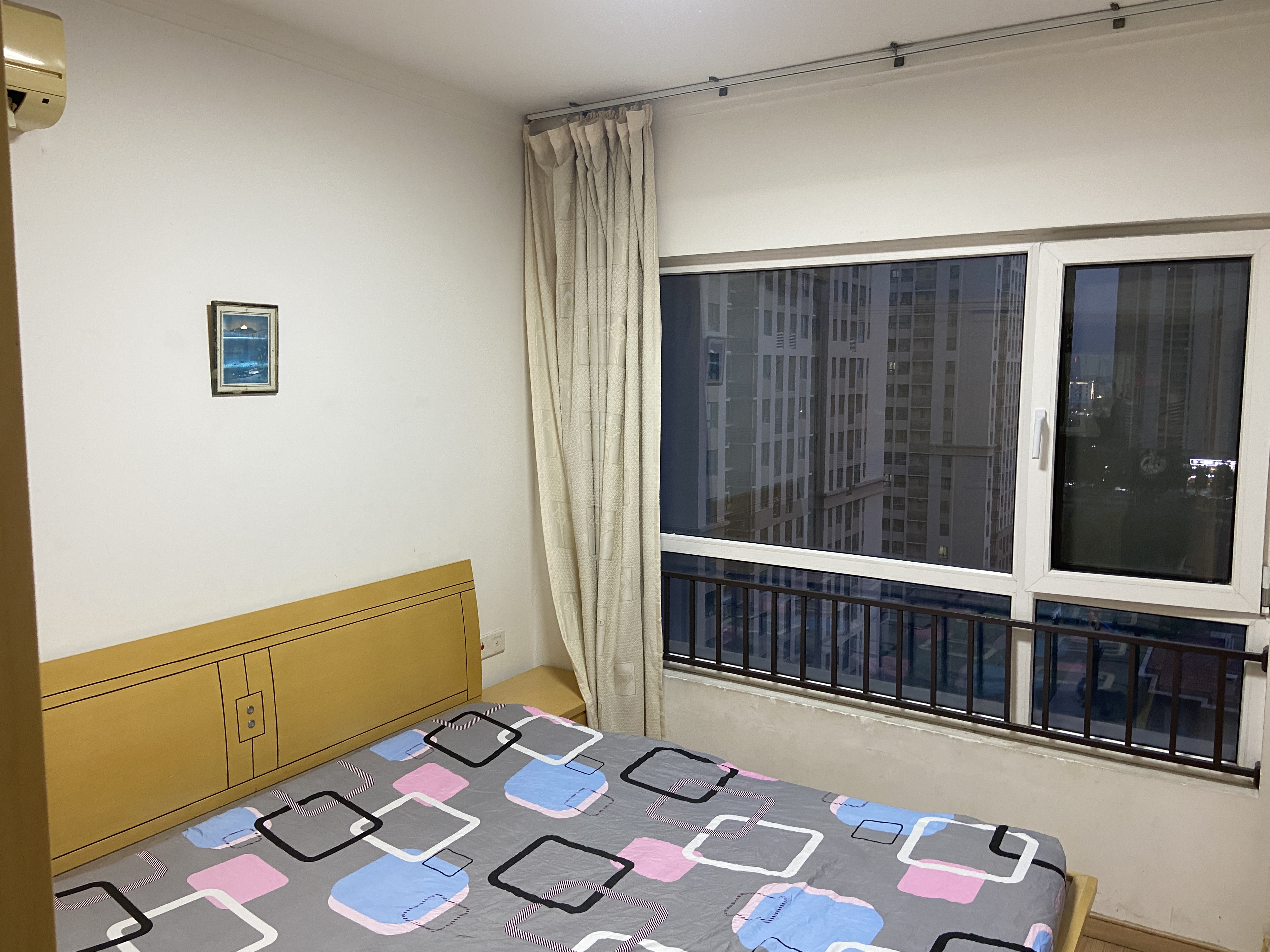 万科城紫兰苑 随时看房·