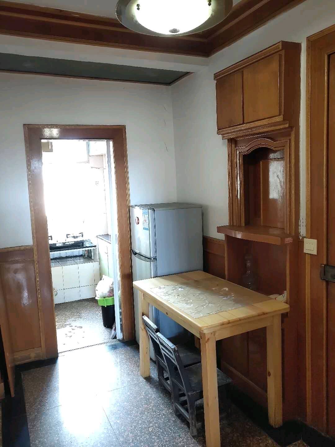 迎宾村 随时看房·