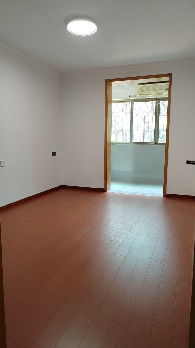 东南明苑 随时看房·