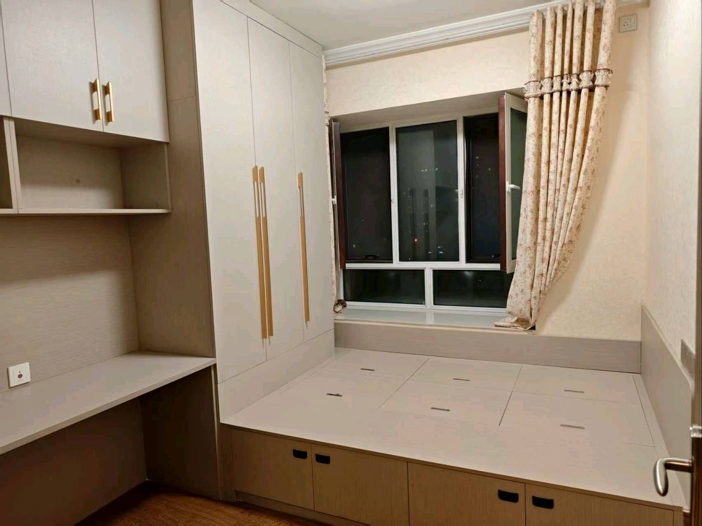 碧桂园黄金时代 随时看房·