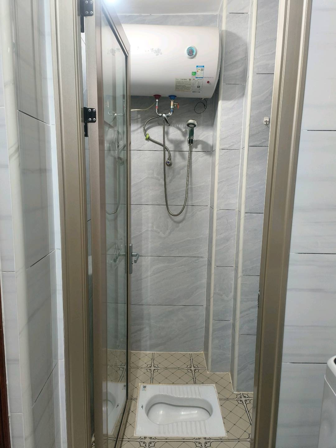 长湖新村 随时看房·