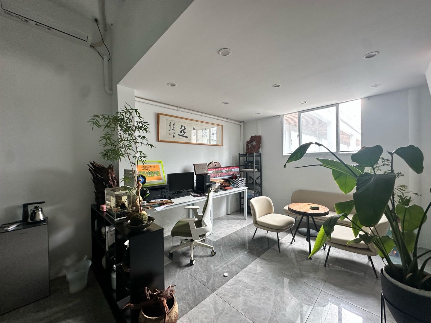 宜兴市阳光100凤凰街A区二楼 1居室 1800元/月