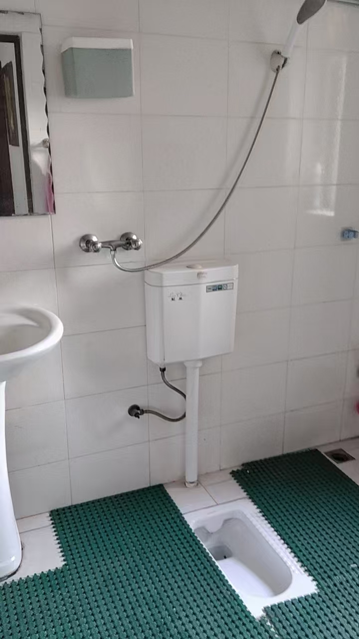 南湖水岸豪庭9栋 随时看房·