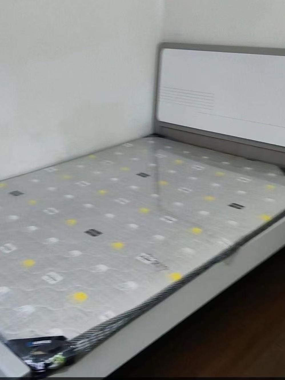 三里垅小区 1居室 650元/月