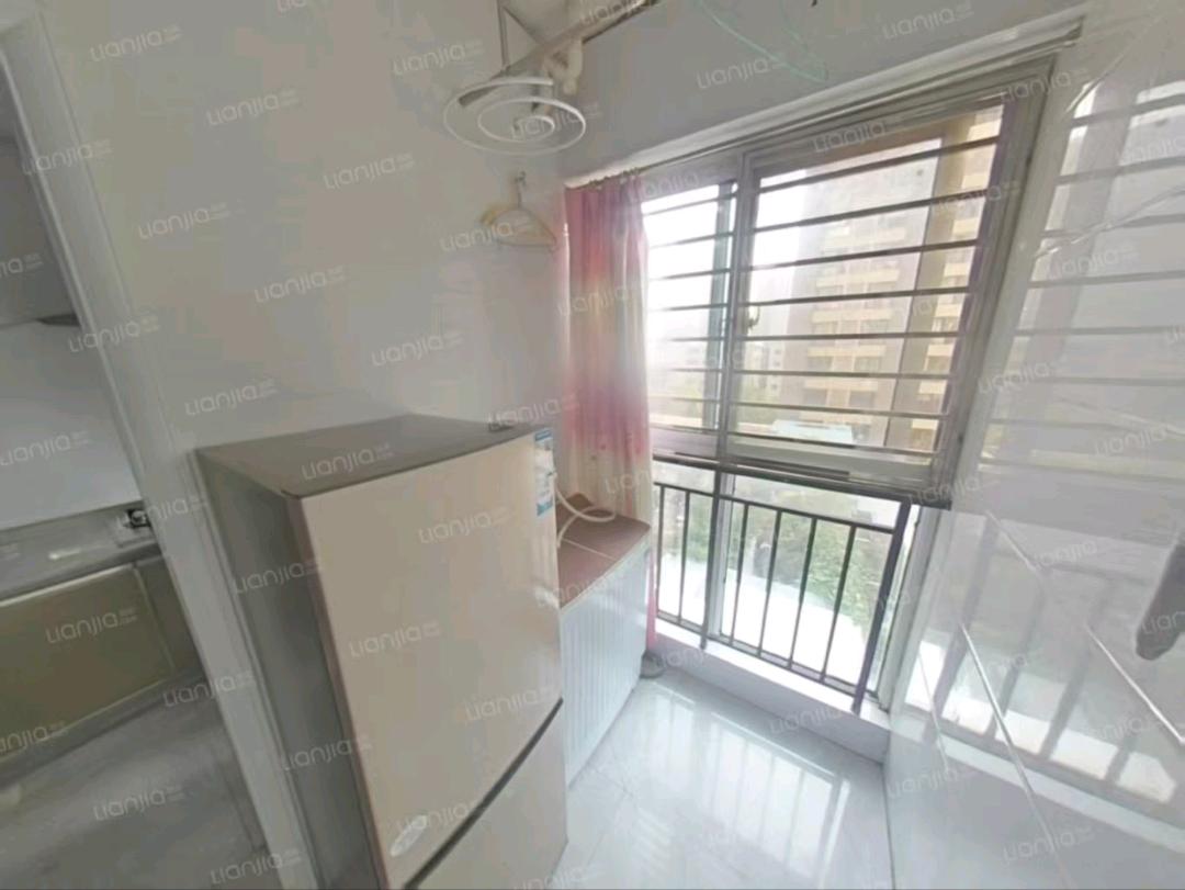 亿辰山海间 随时看房·