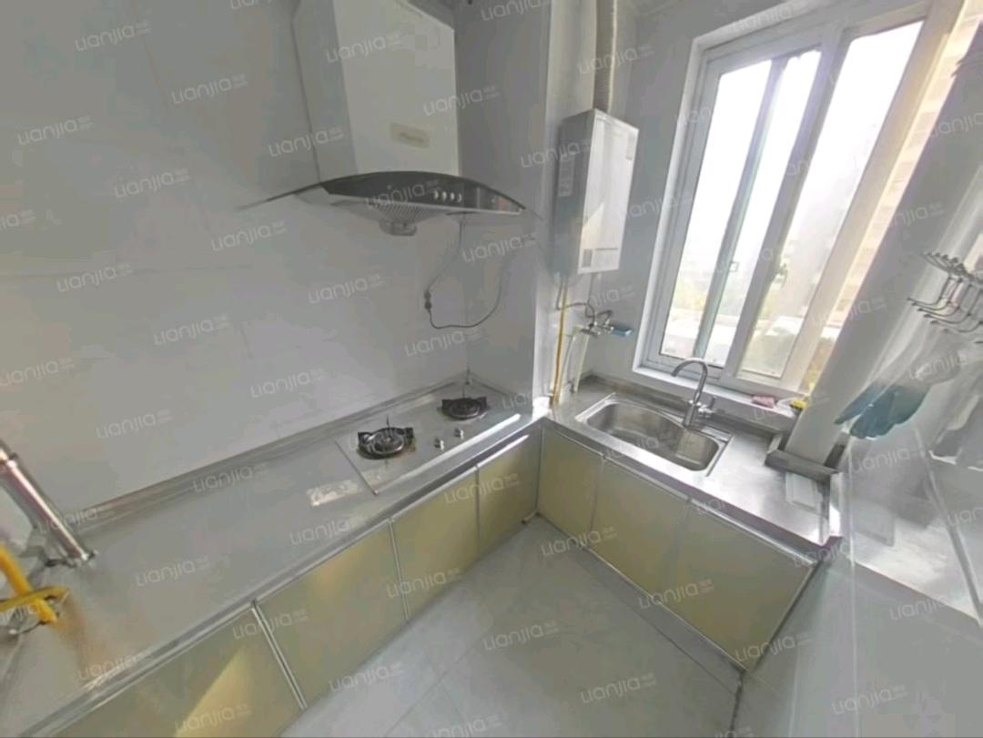 亿辰山海间 随时看房·