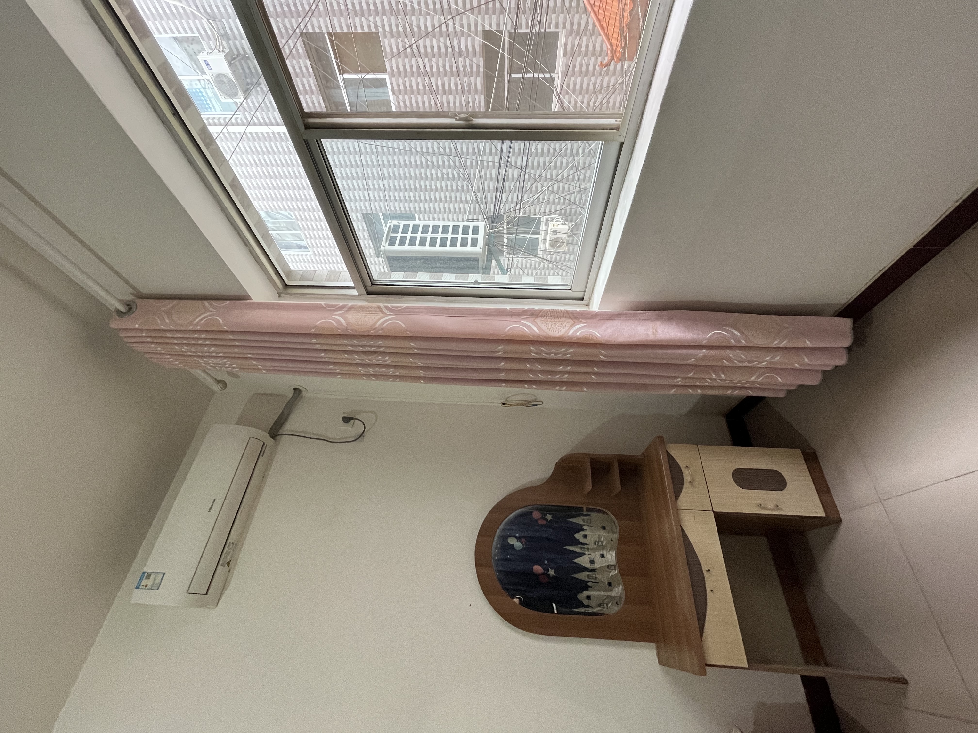 石坝河小区 随时看房·