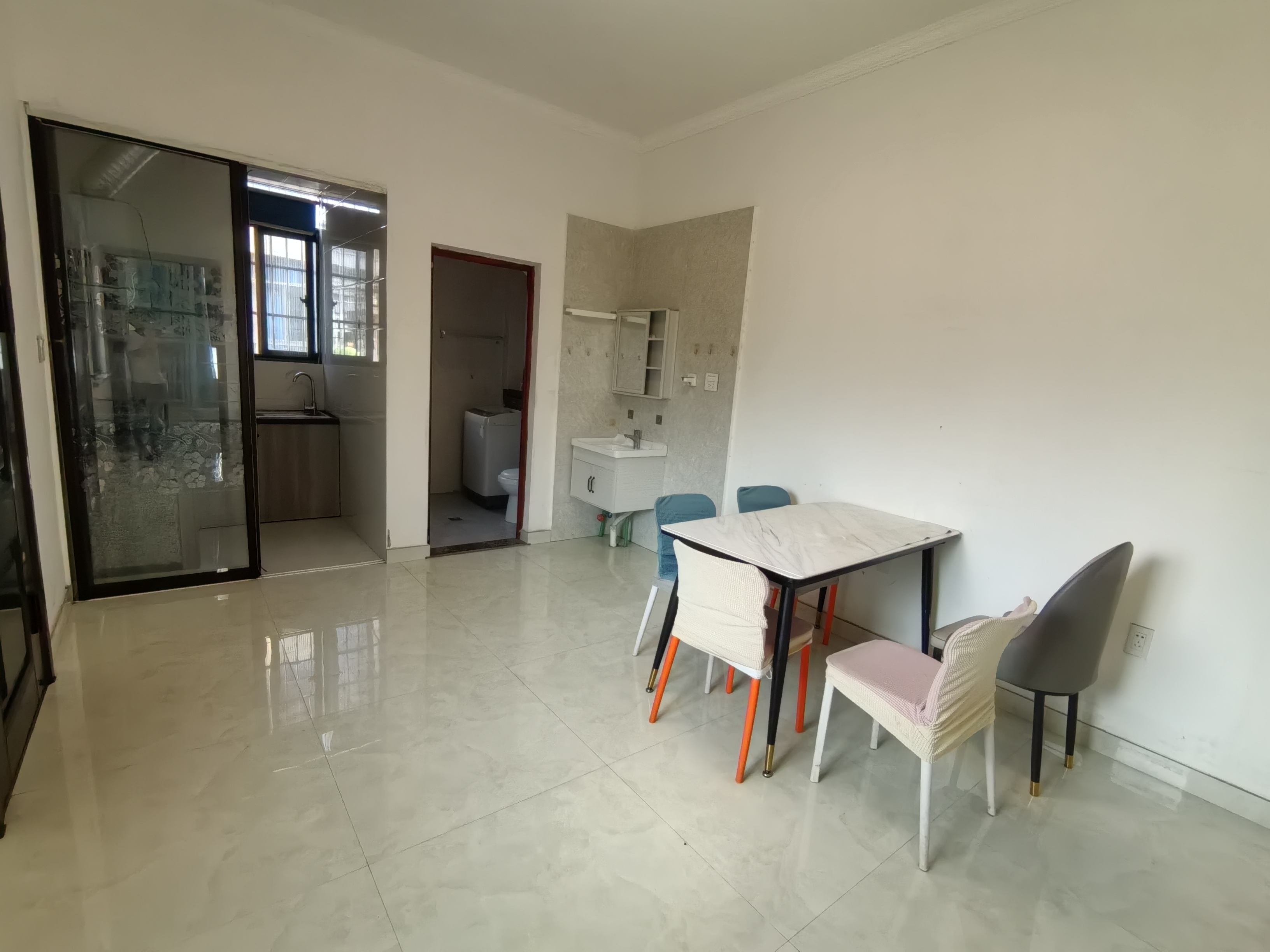 双街小区 1居室 1000元/月