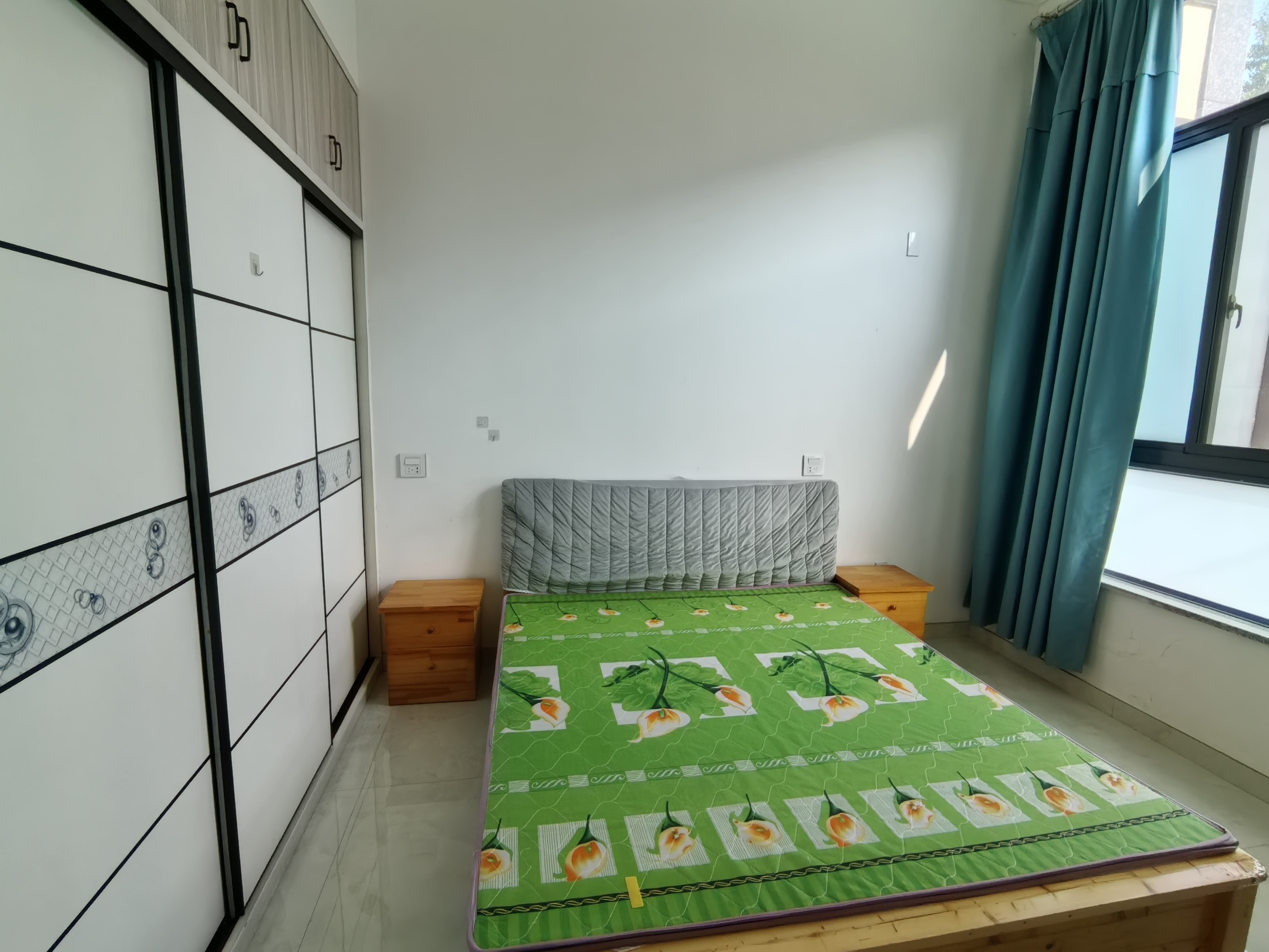 双街小区 随时看房·