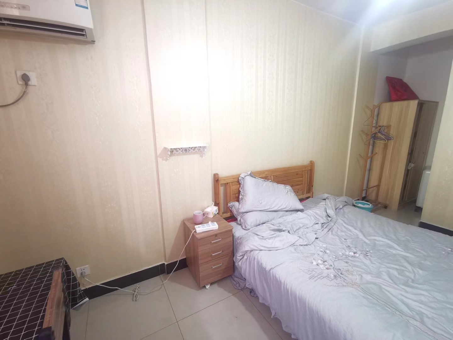 高岭小区80栋 随时看房·