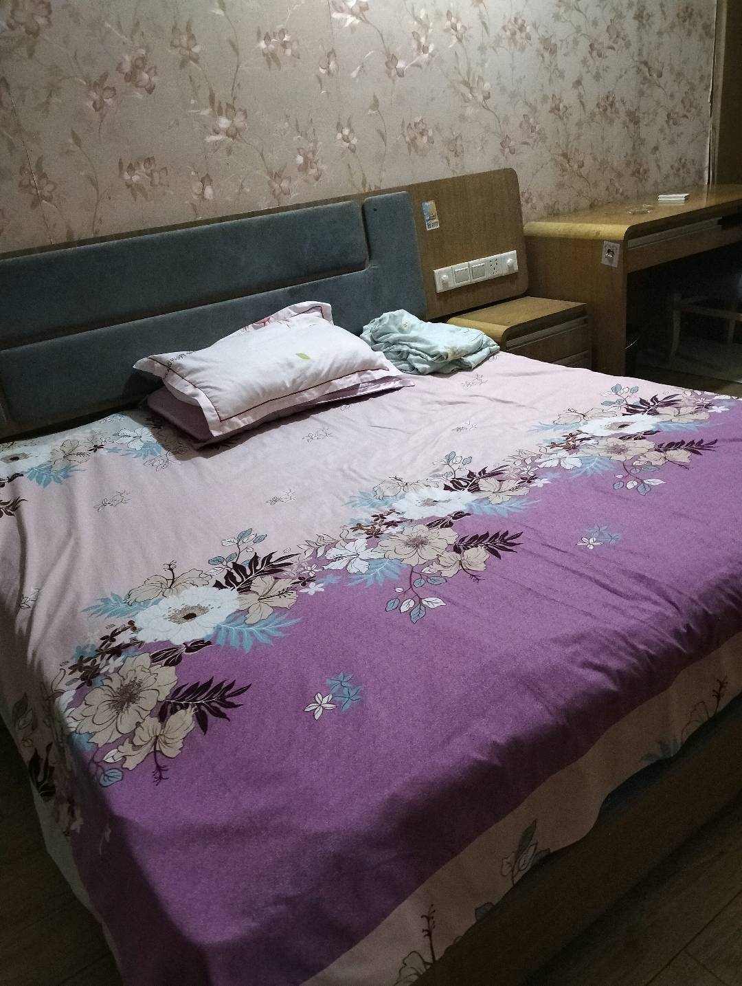 学堂冲一村 随时看房·