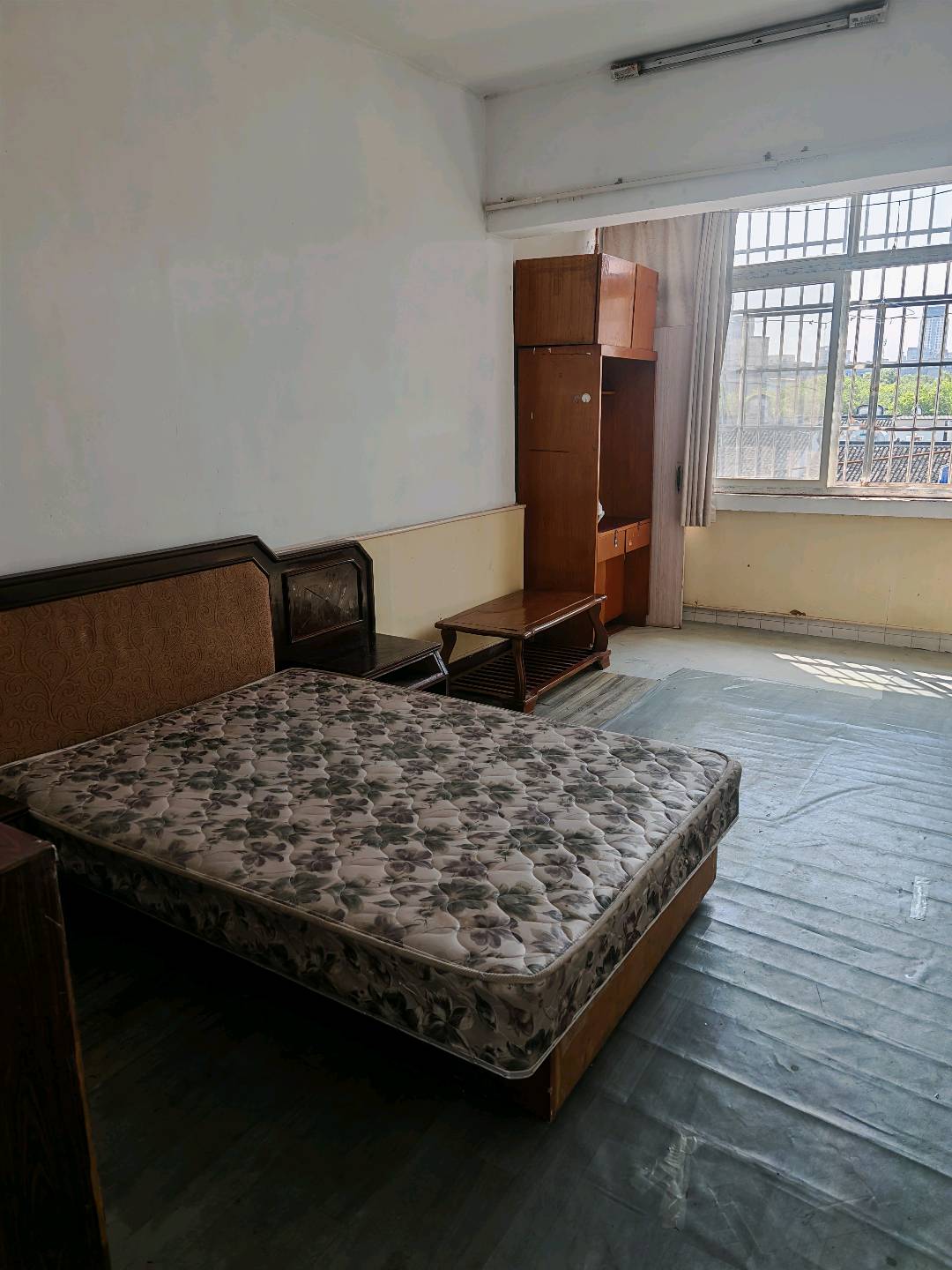 秀水兜 2居室 1100元/月