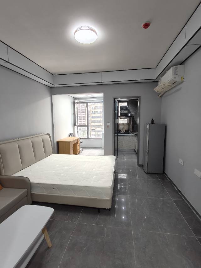 恒大滨河左岸D9地块1号楼 随时看房·