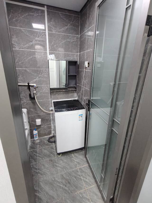 恒大滨河左岸D9地块1号楼 随时看房·