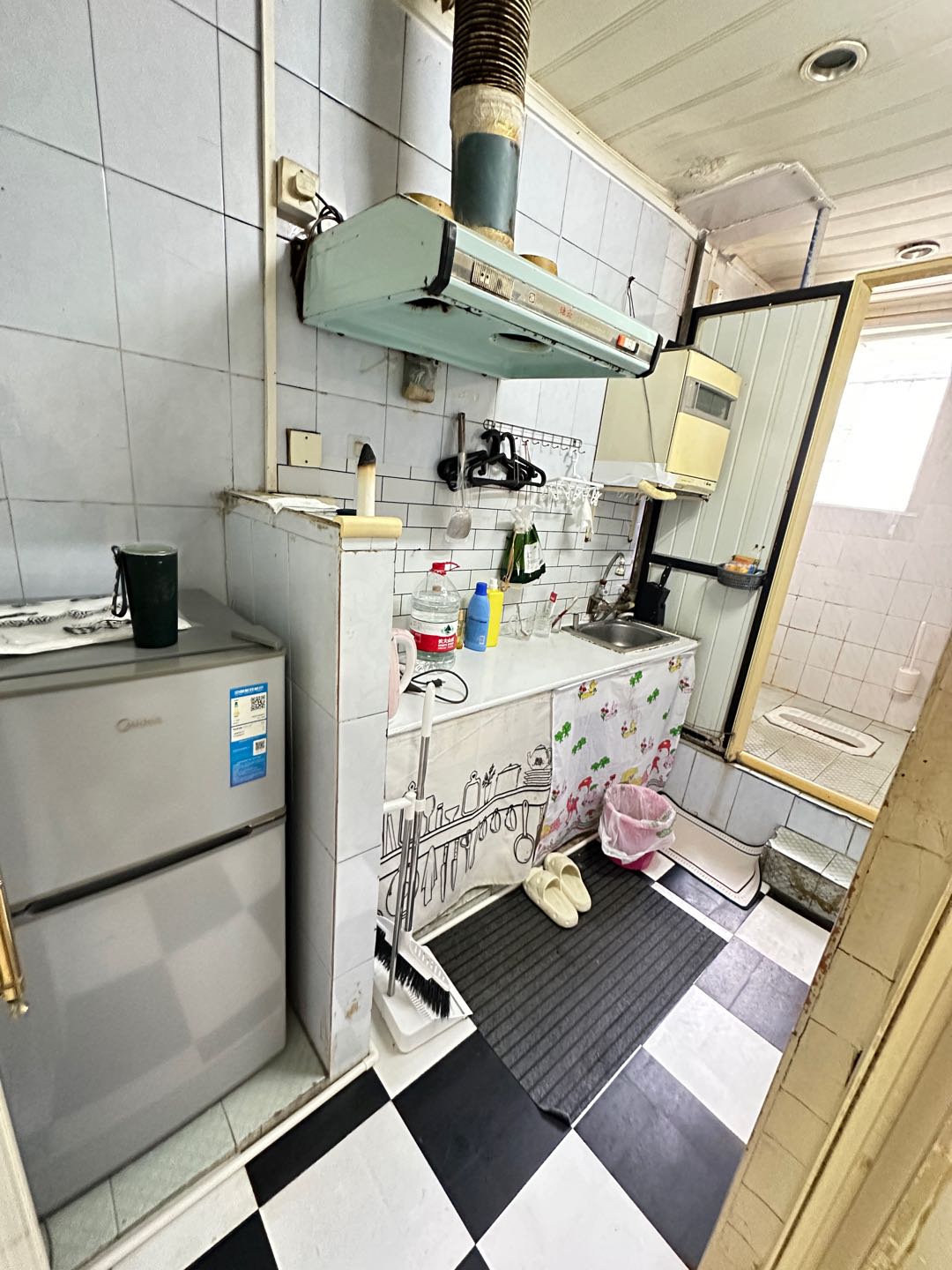 跃进四巷 随时看房·