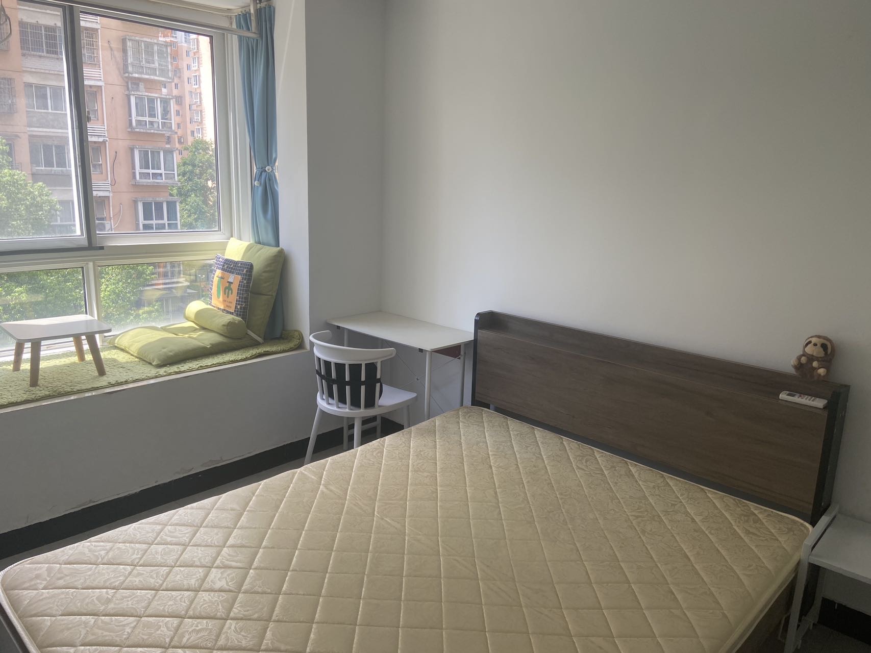 爱博五村 随时看房·