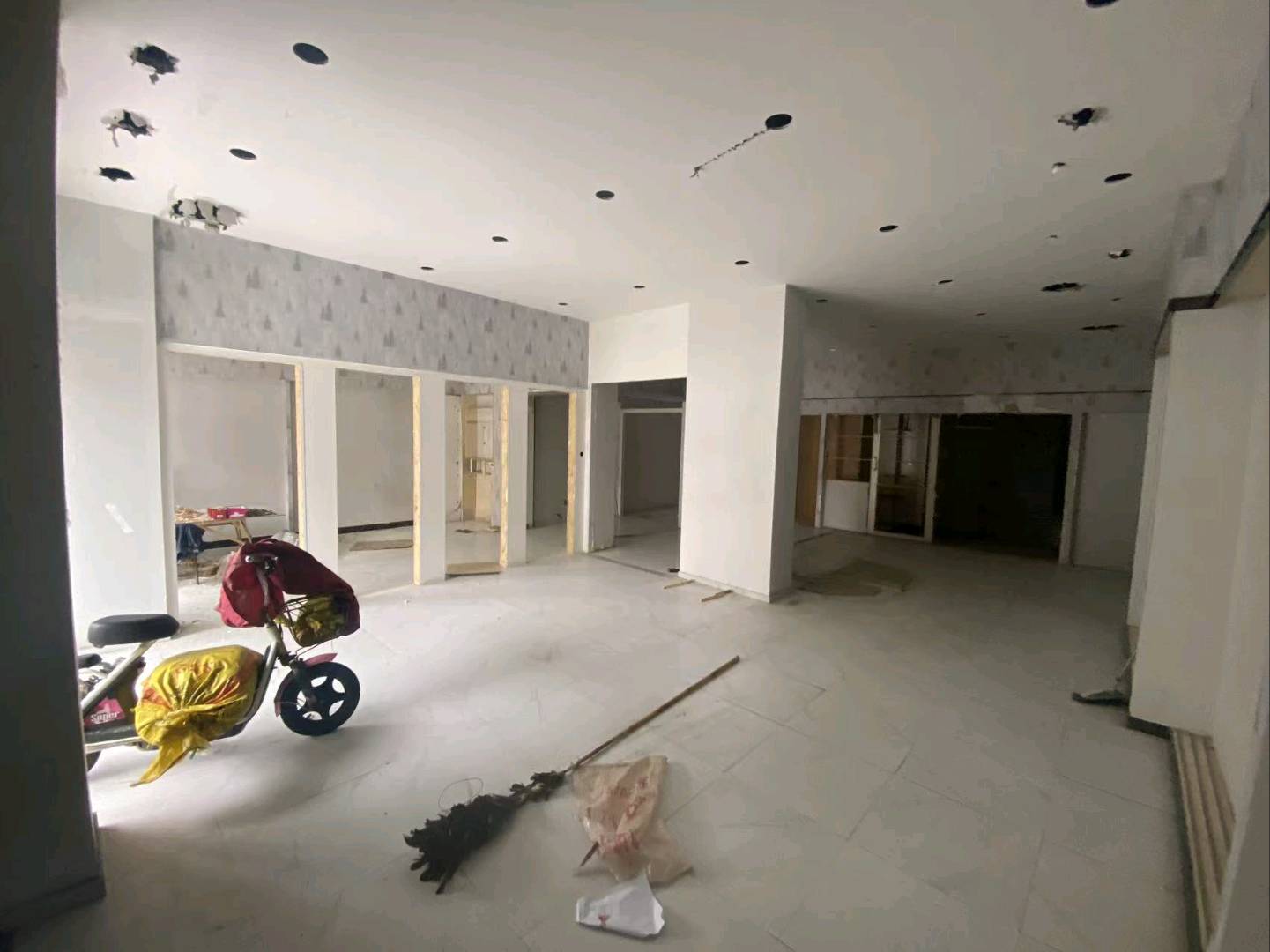 金牛温馨家园门面 随时看房·