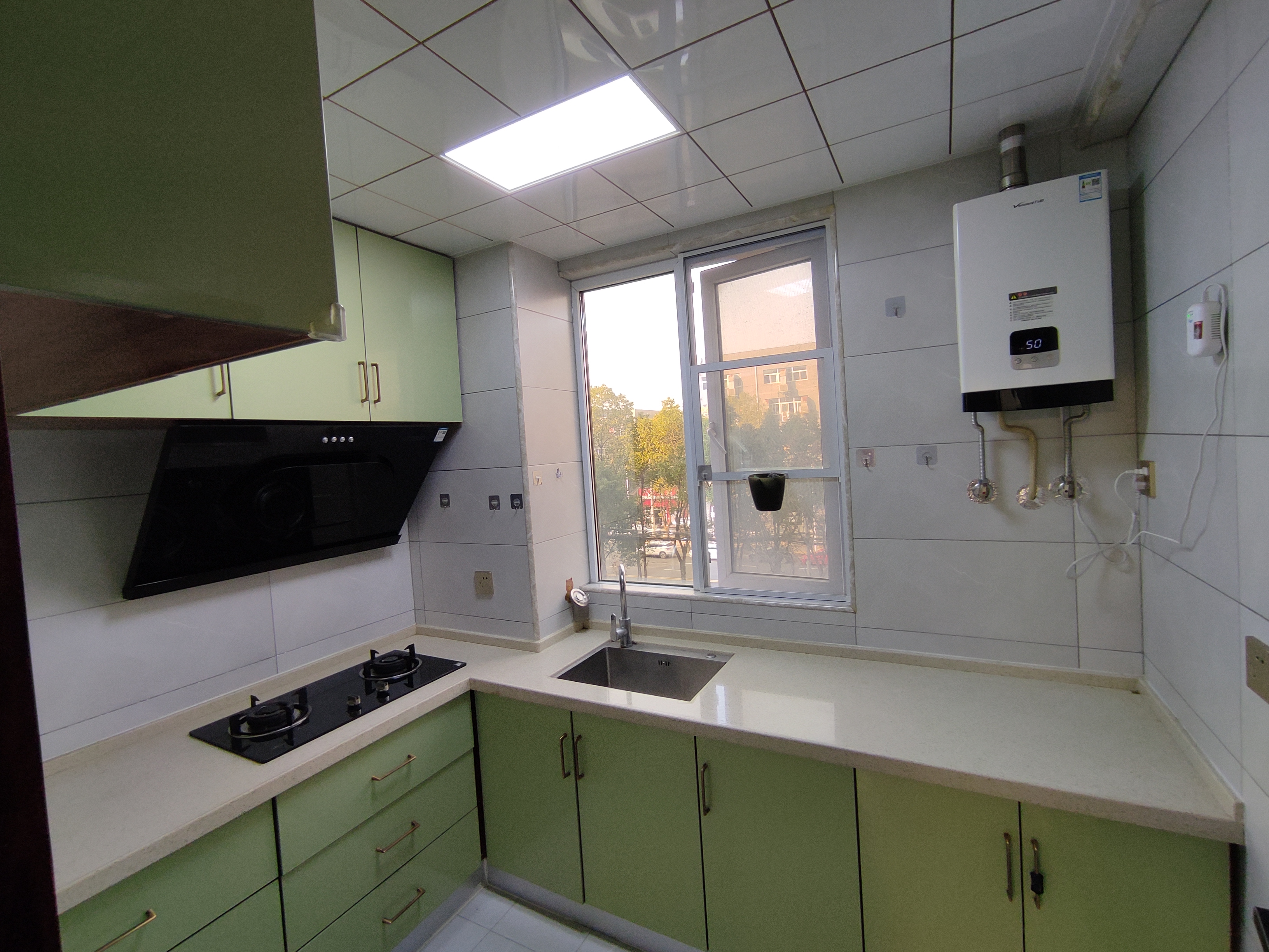 远洋世界3期水岸一方 随时看房·