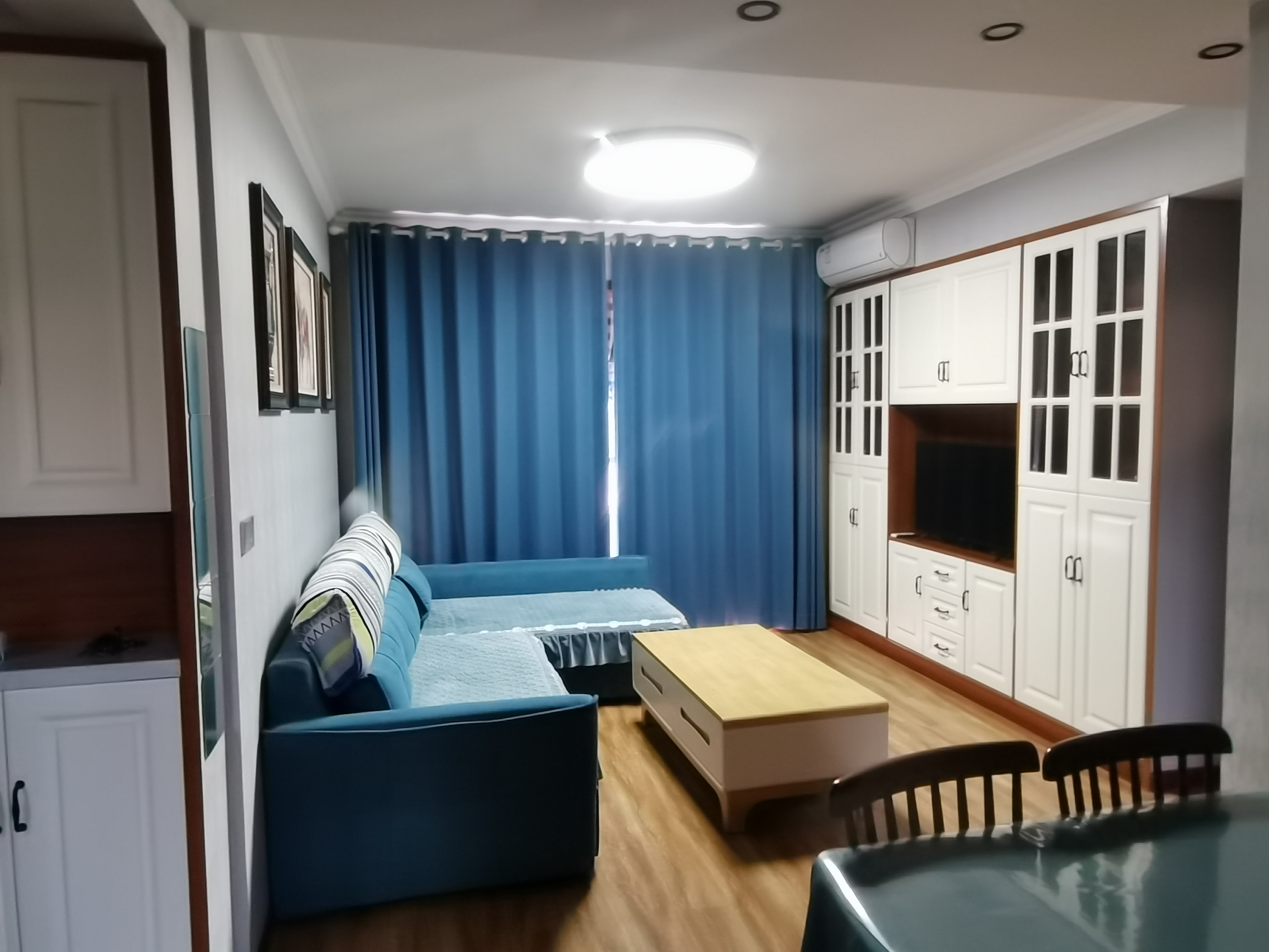 远洋世界3期水岸一方 3居室 1900元/月