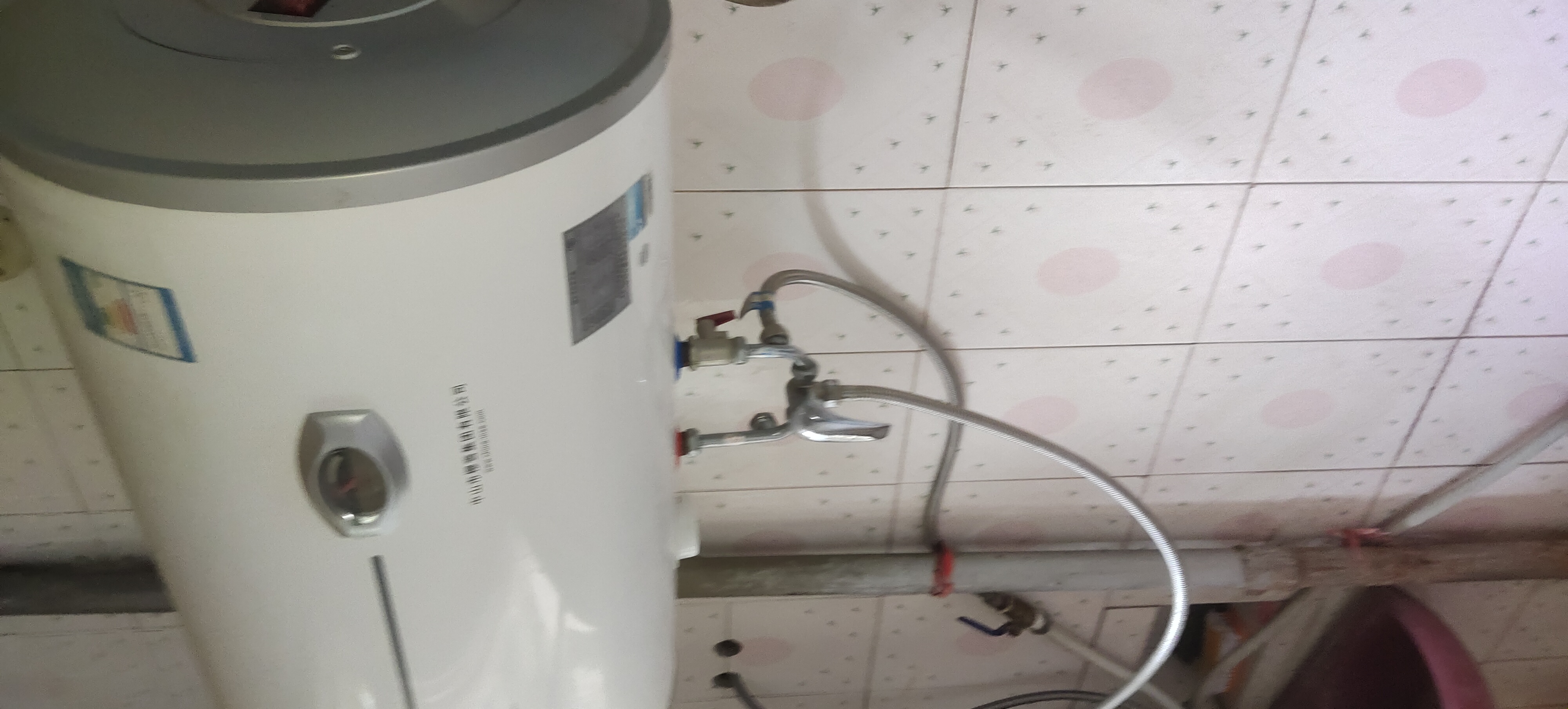 衡阳市珠晖区中发大厦旁 随时看房·