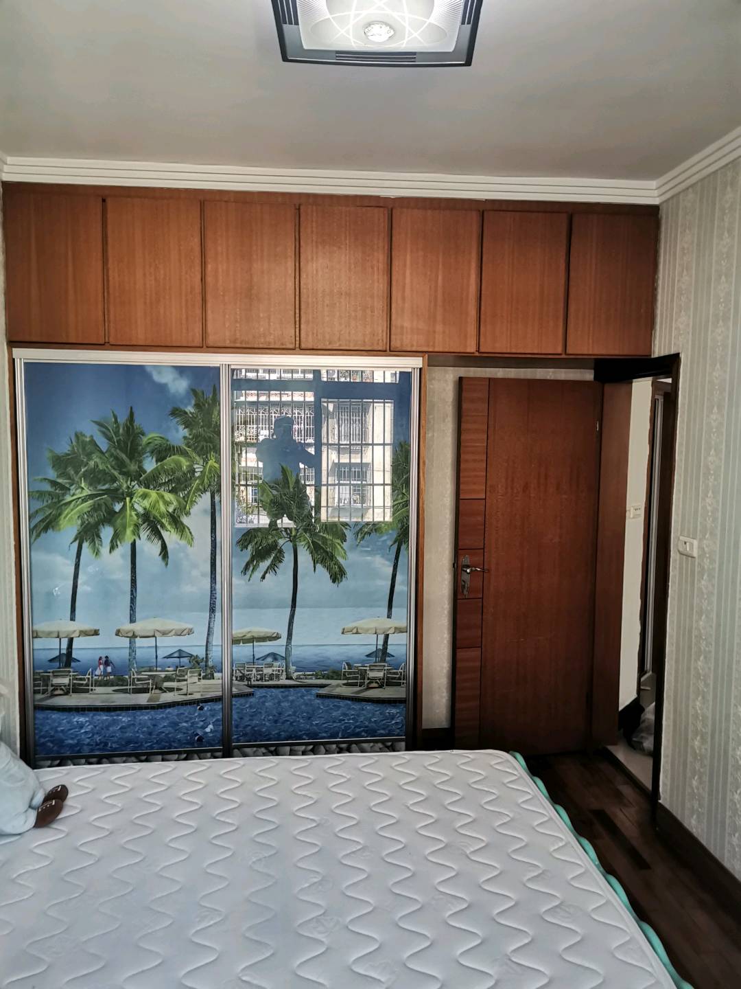 紅光小区 1居室 1350元/月