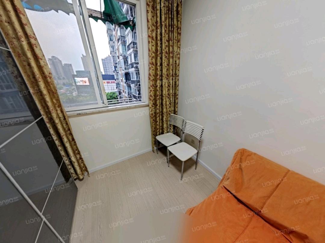 江南岸 随时看房·