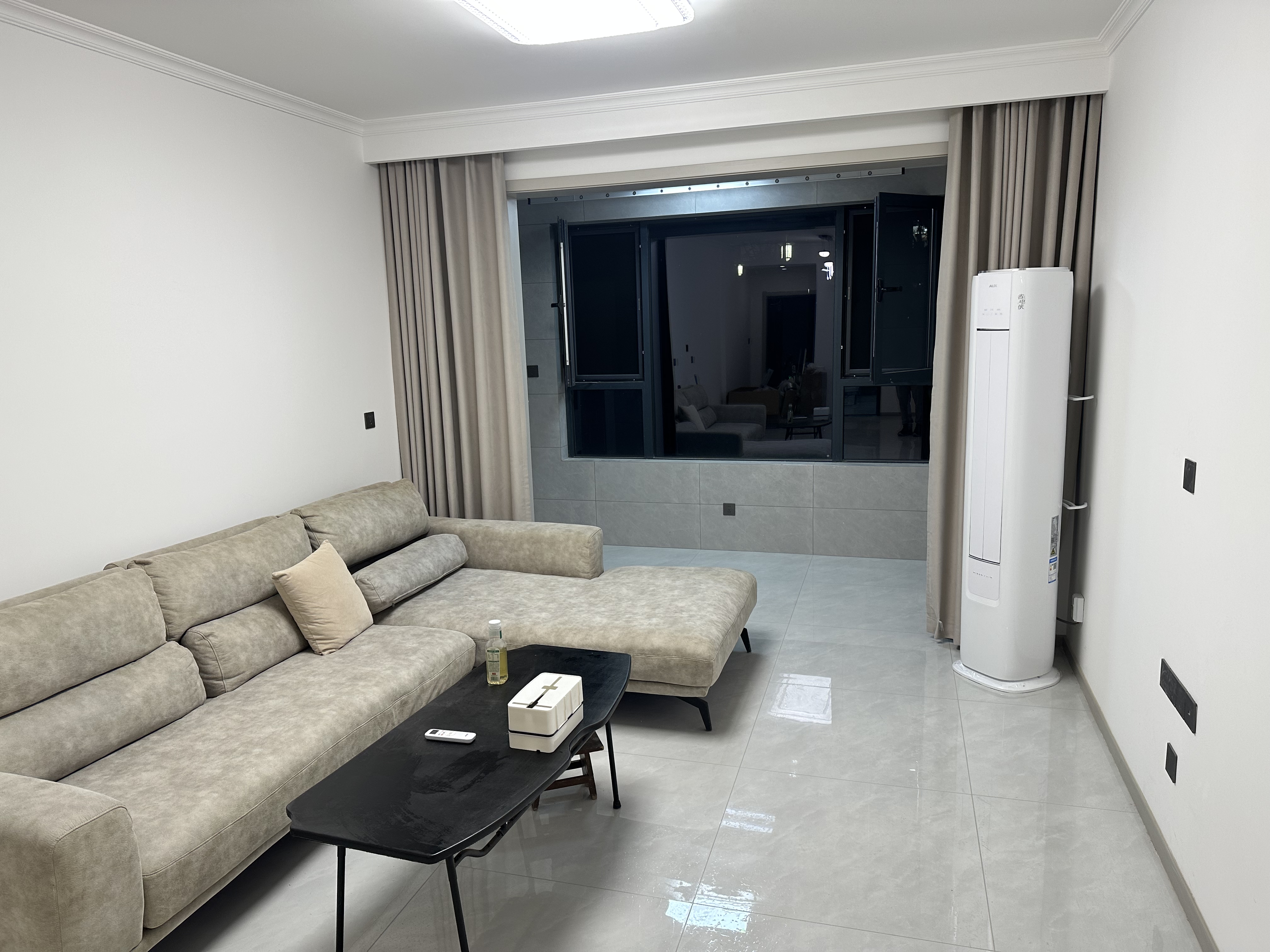 西等驾坡小区 随时看房·