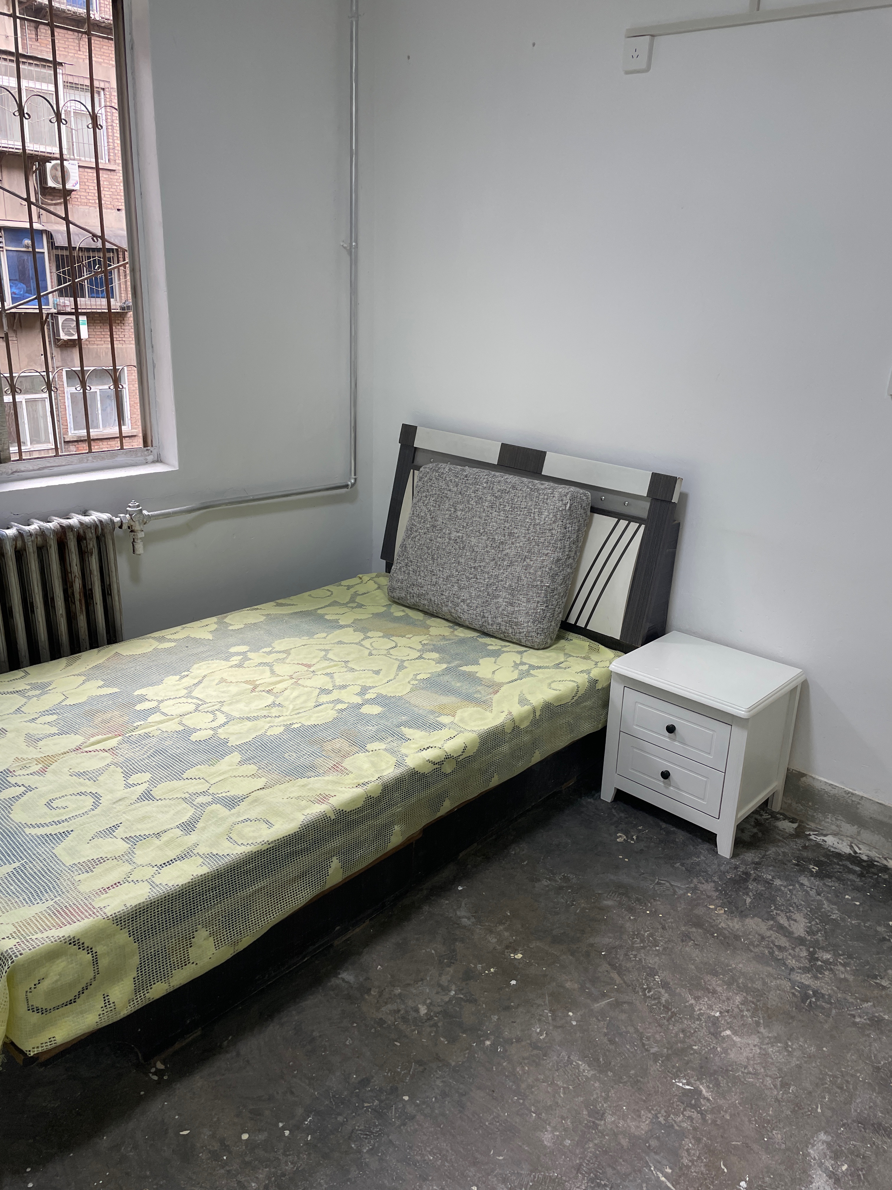 青门小区113号院 随时看房·