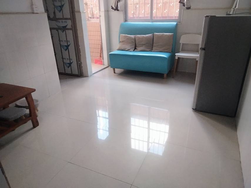 广州市天河区黄村南胜里下北区 1居室 1050元/月