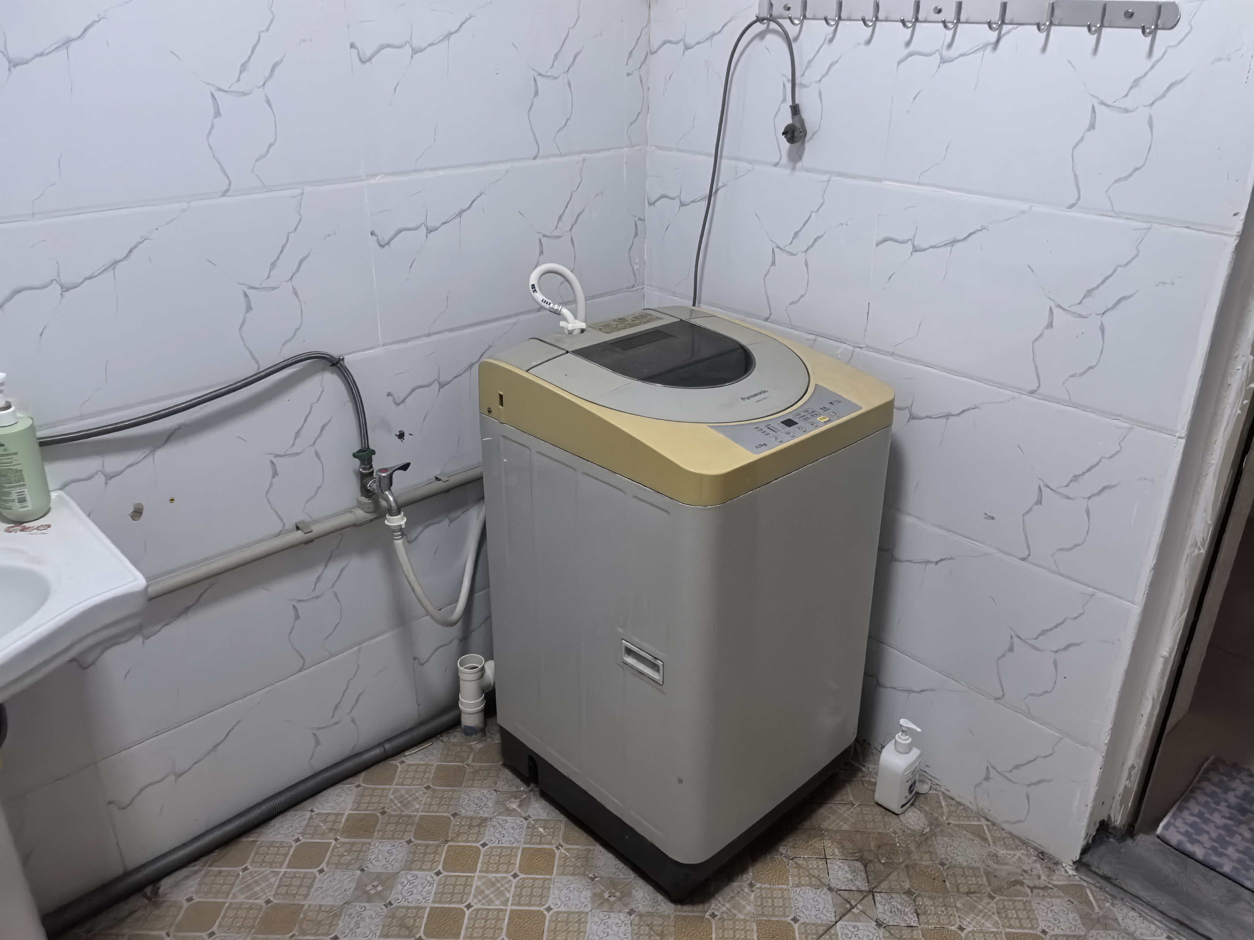 鑫华小区 随时看房·