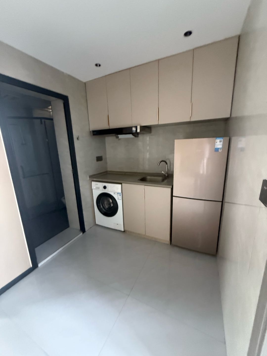 佛堂镇大成路175号 随时看房·