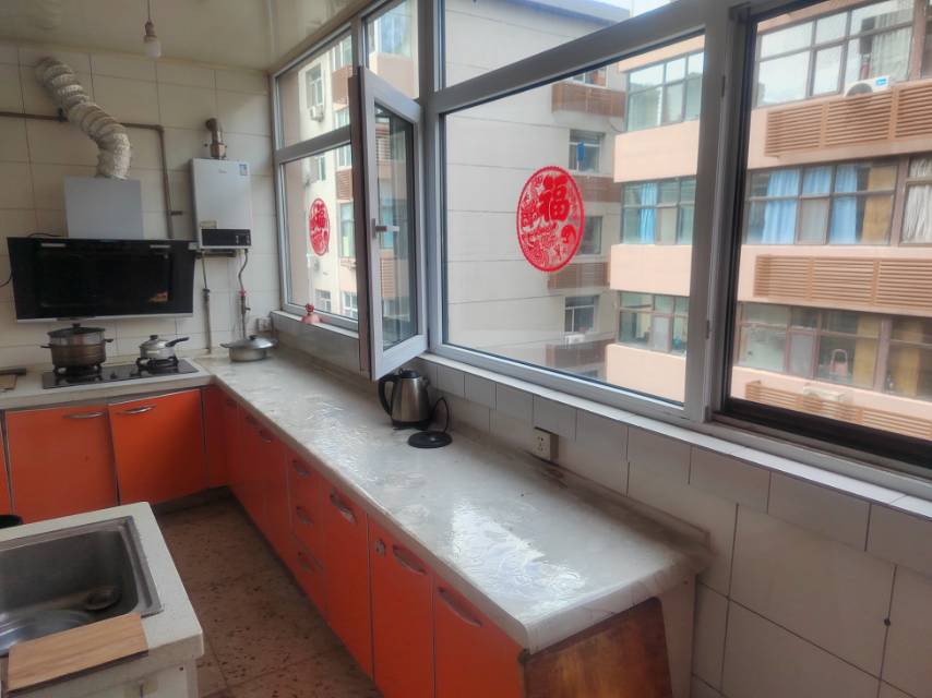 医药小区 随时看房·