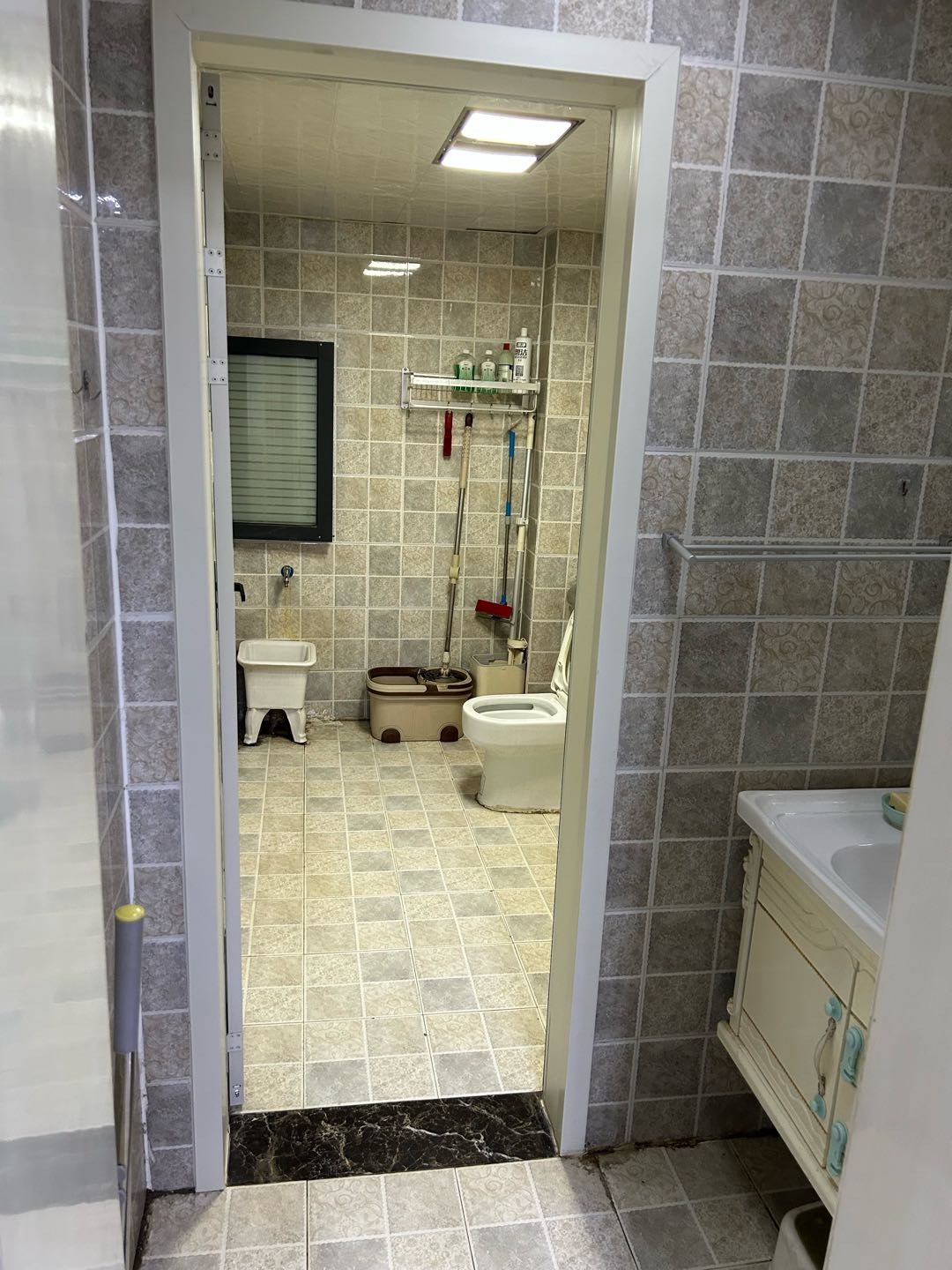 新先锋公寓 随时看房·