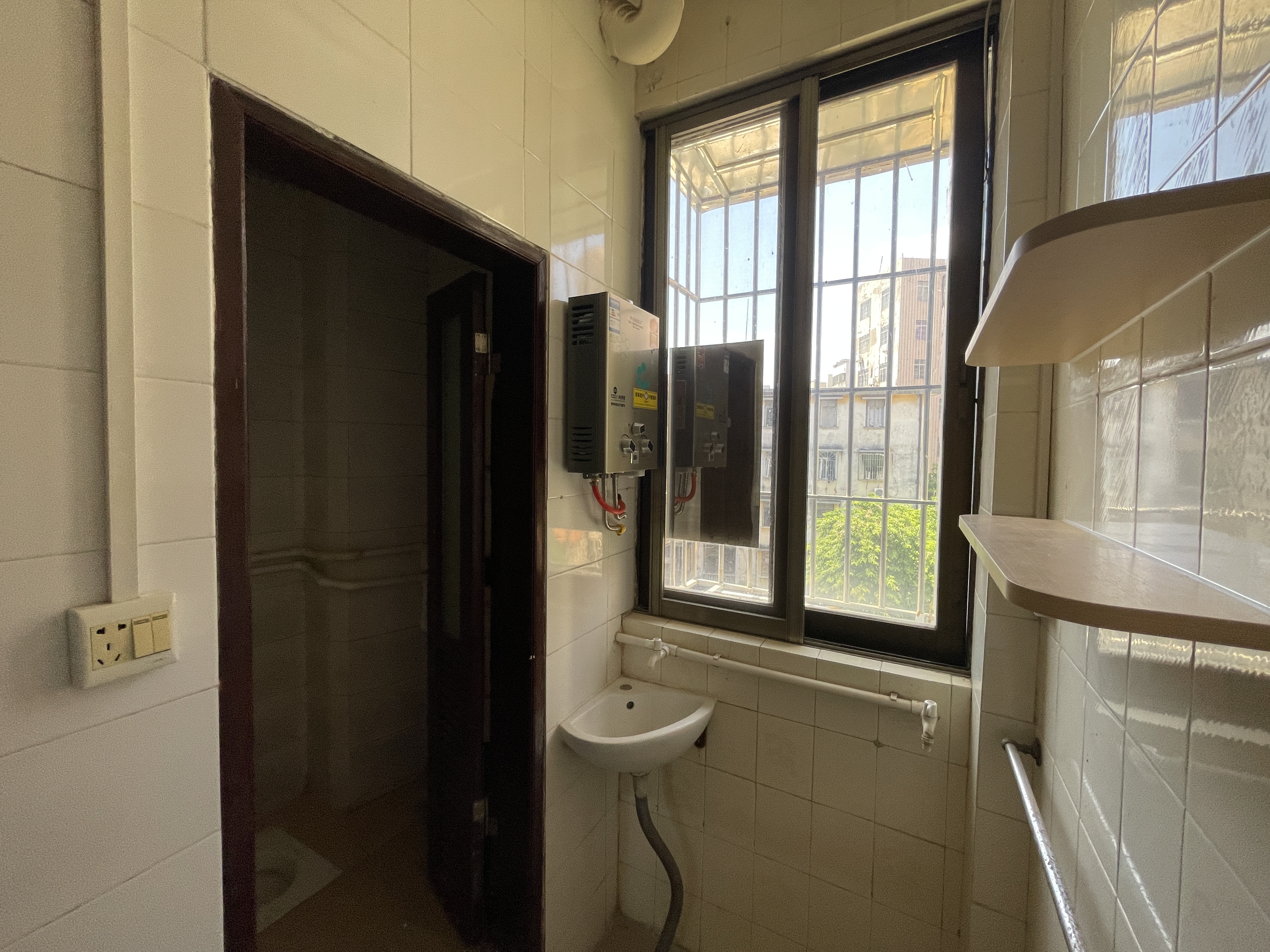 贵姐住房 随时看房·