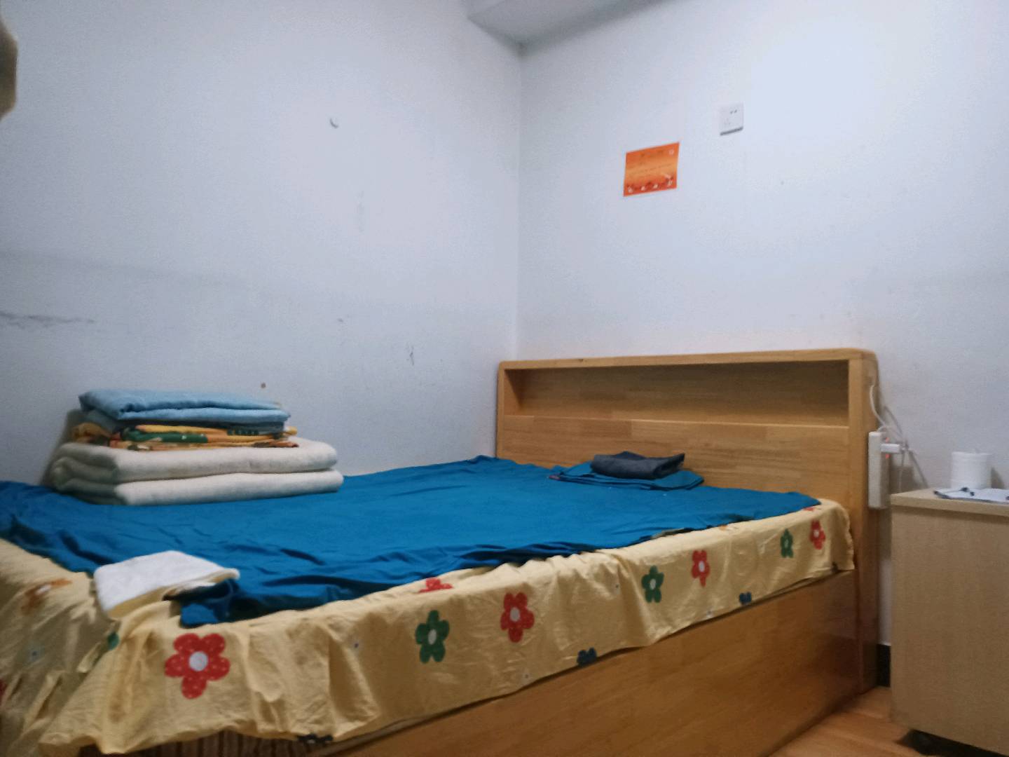 宝隆公寓 3居室 1100元/月