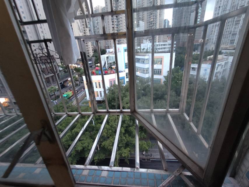 南光花园 随时看房·