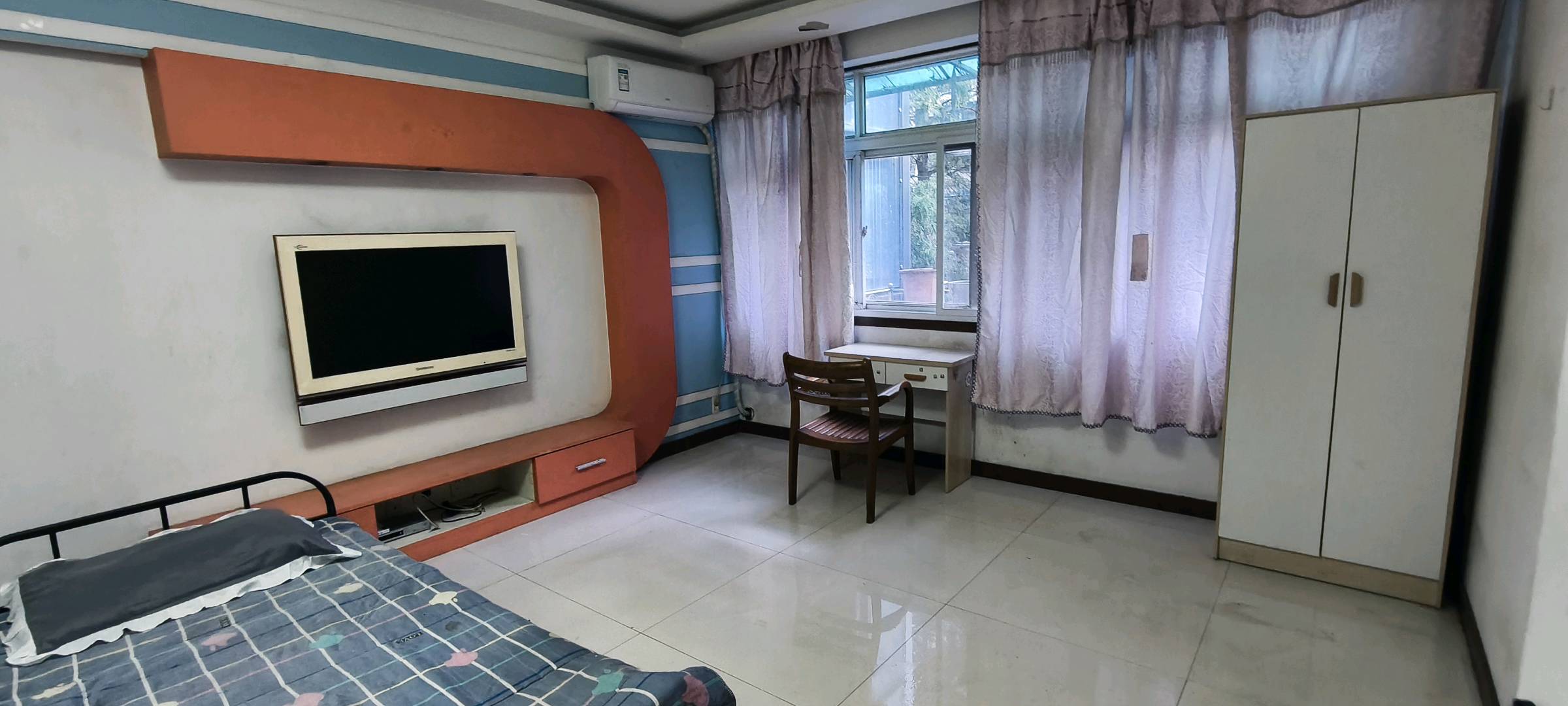 蓝天城市花园小区）