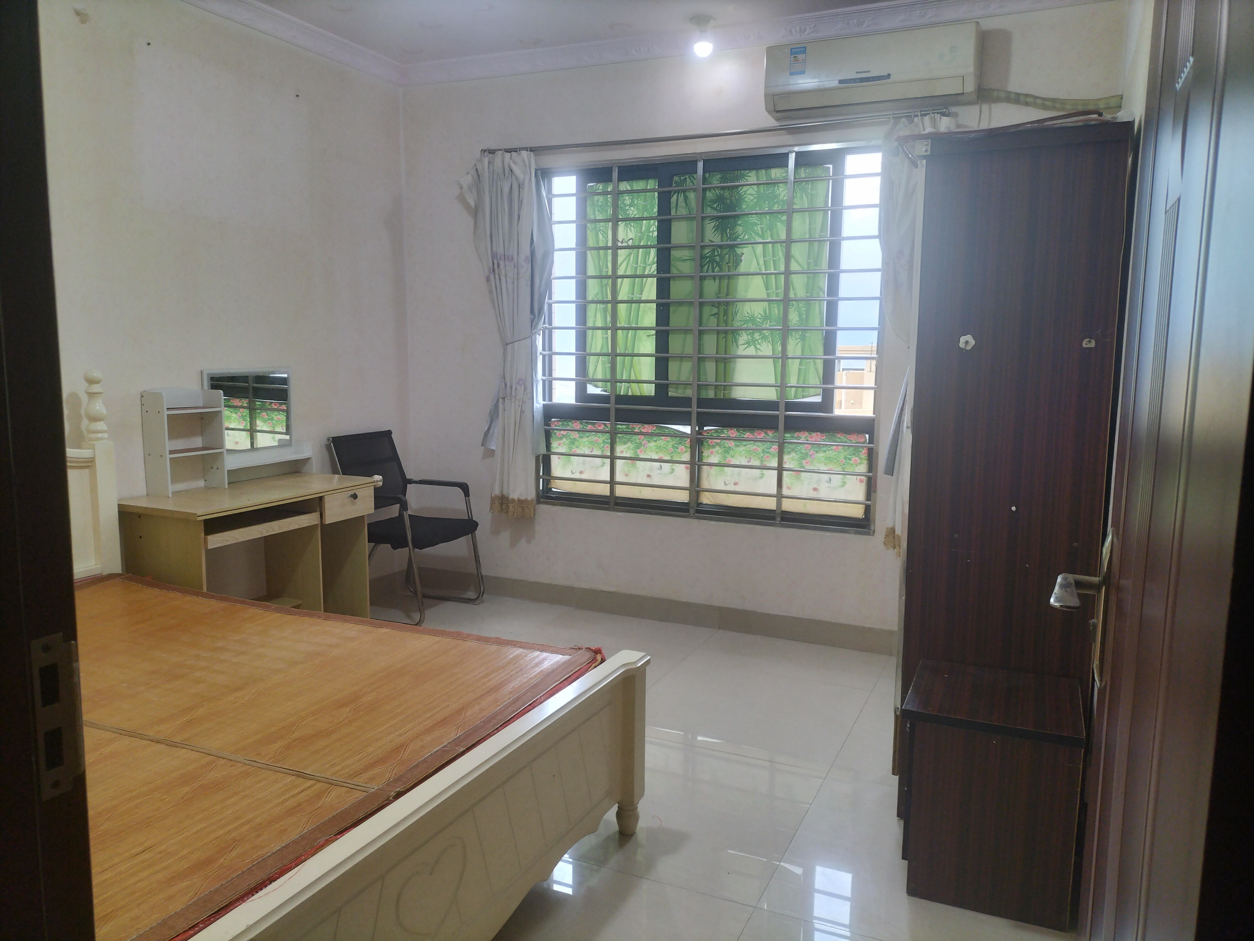 辉映江山二期 随时看房·