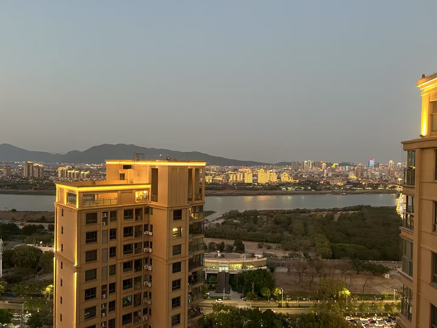 辉映江山二期 随时看房·