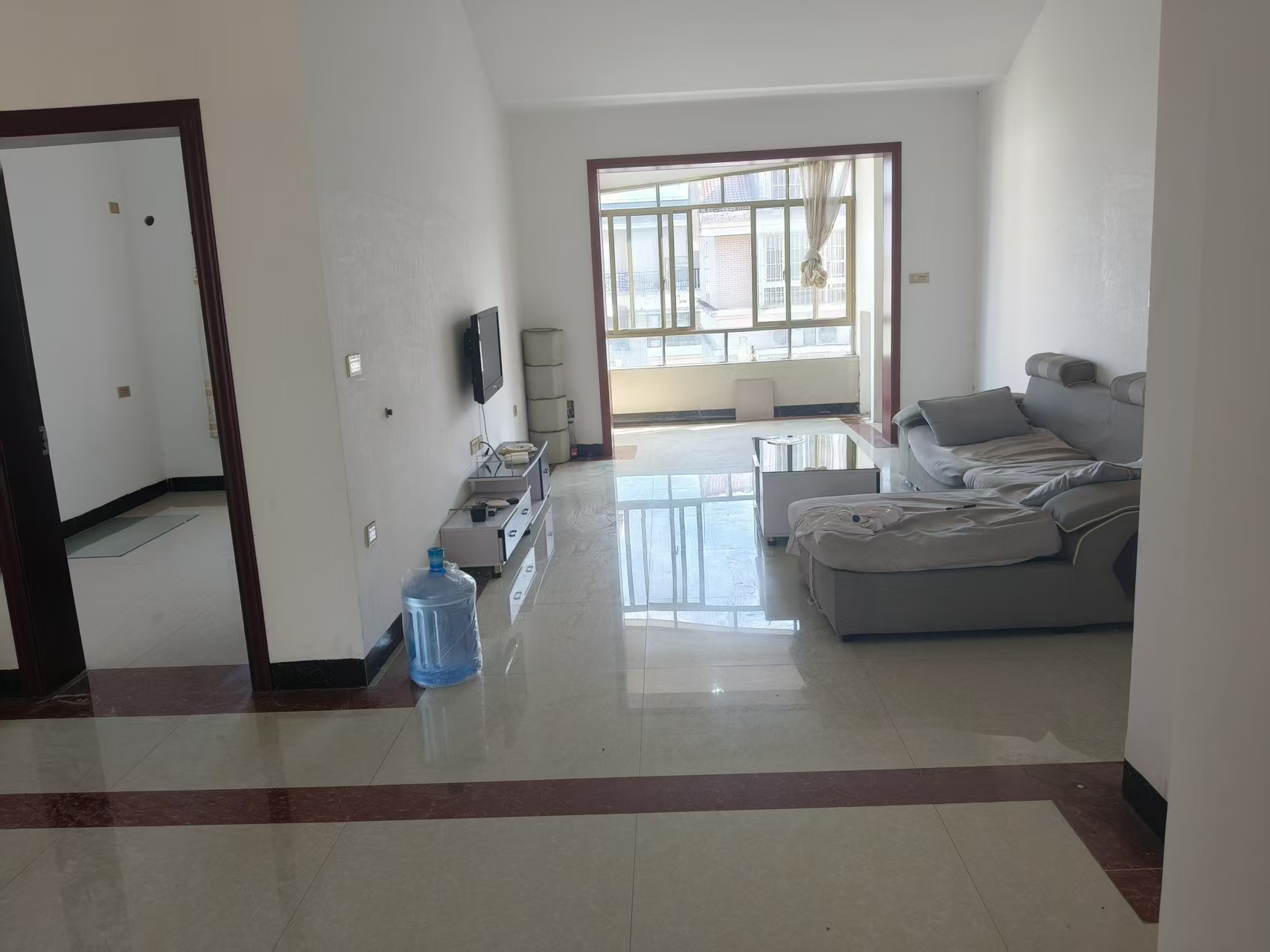 山水宜人 随时看房·