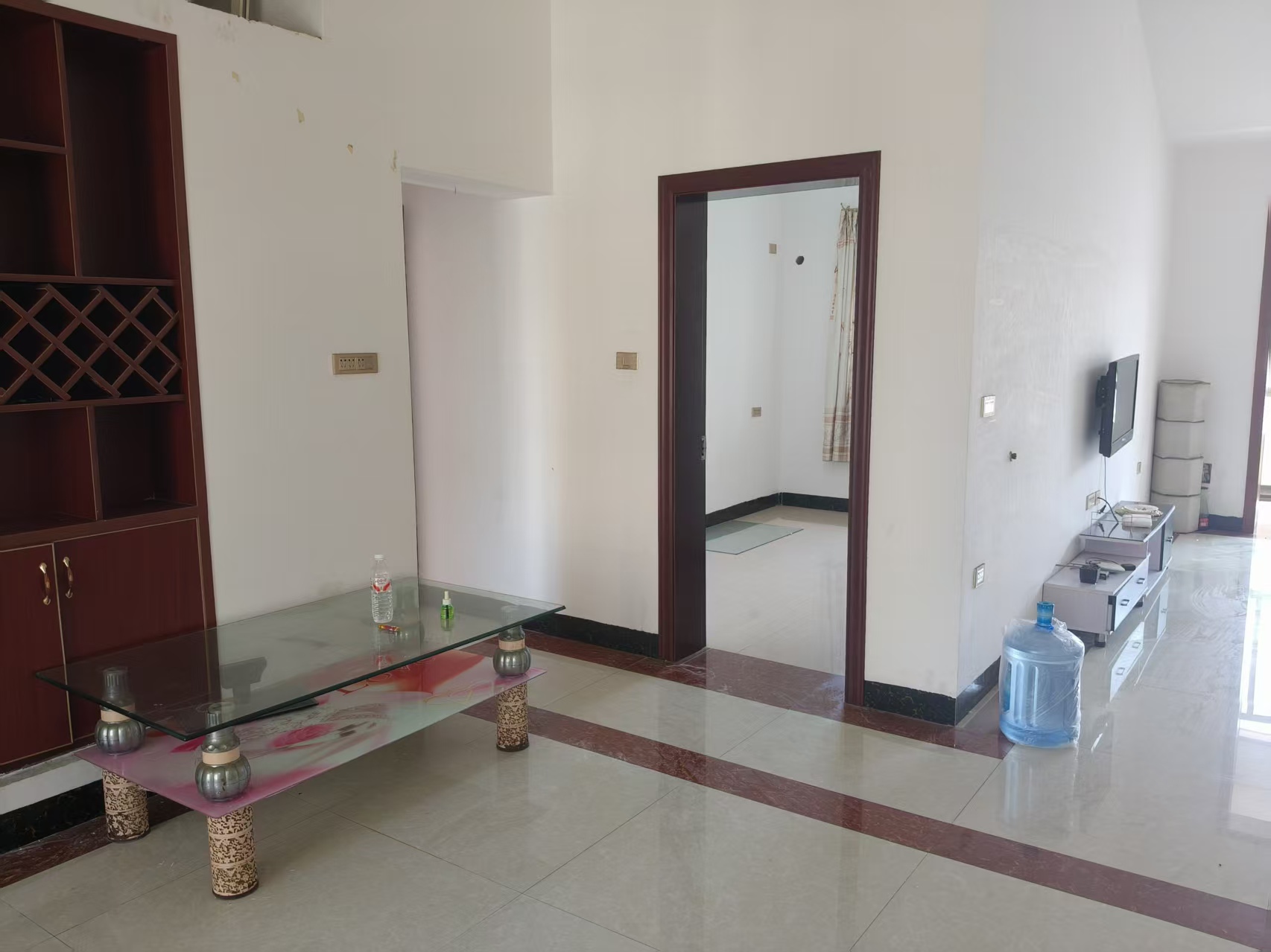 山水宜人 随时看房·