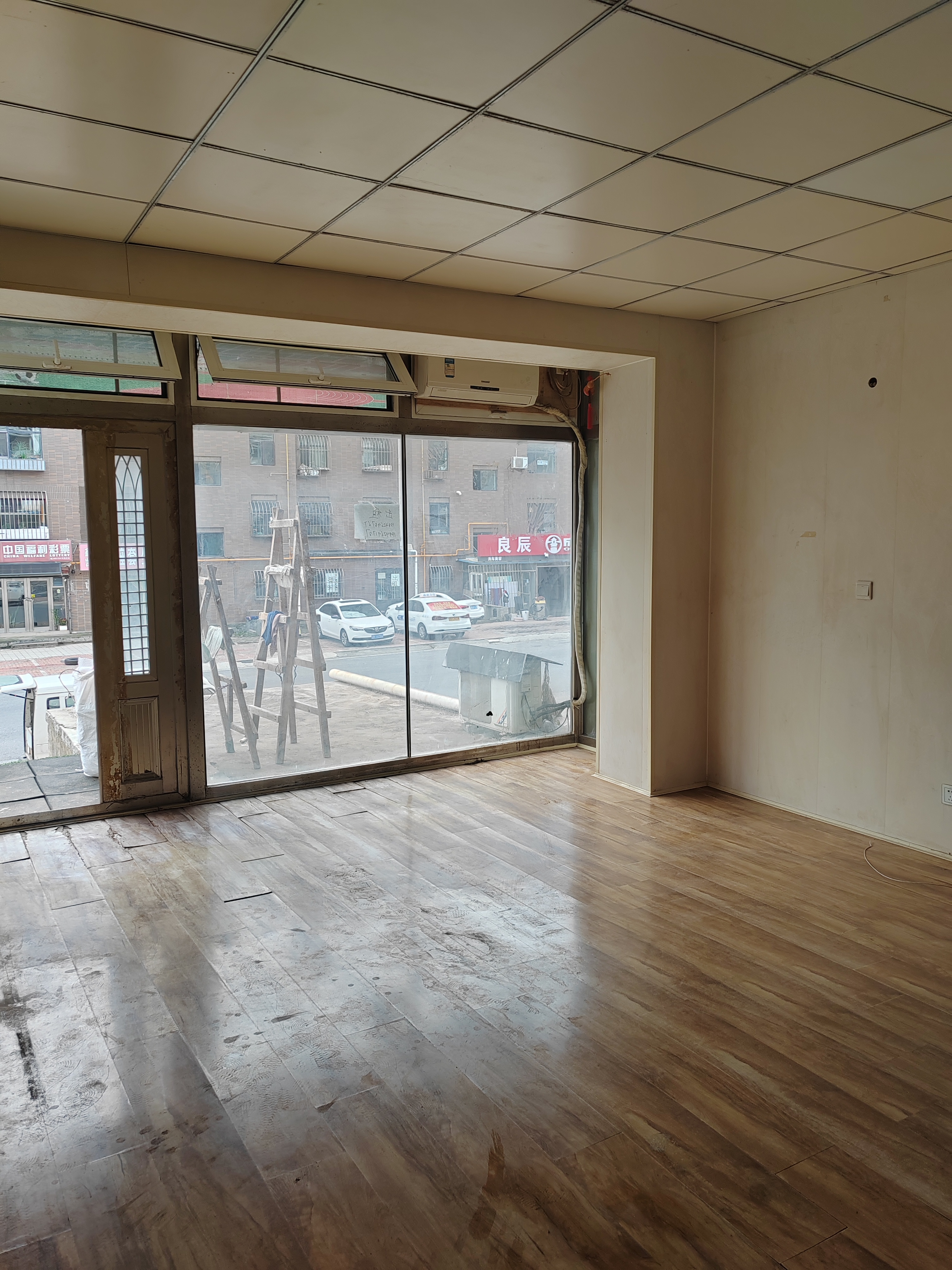 大连南关岭 1居室 1300元/月