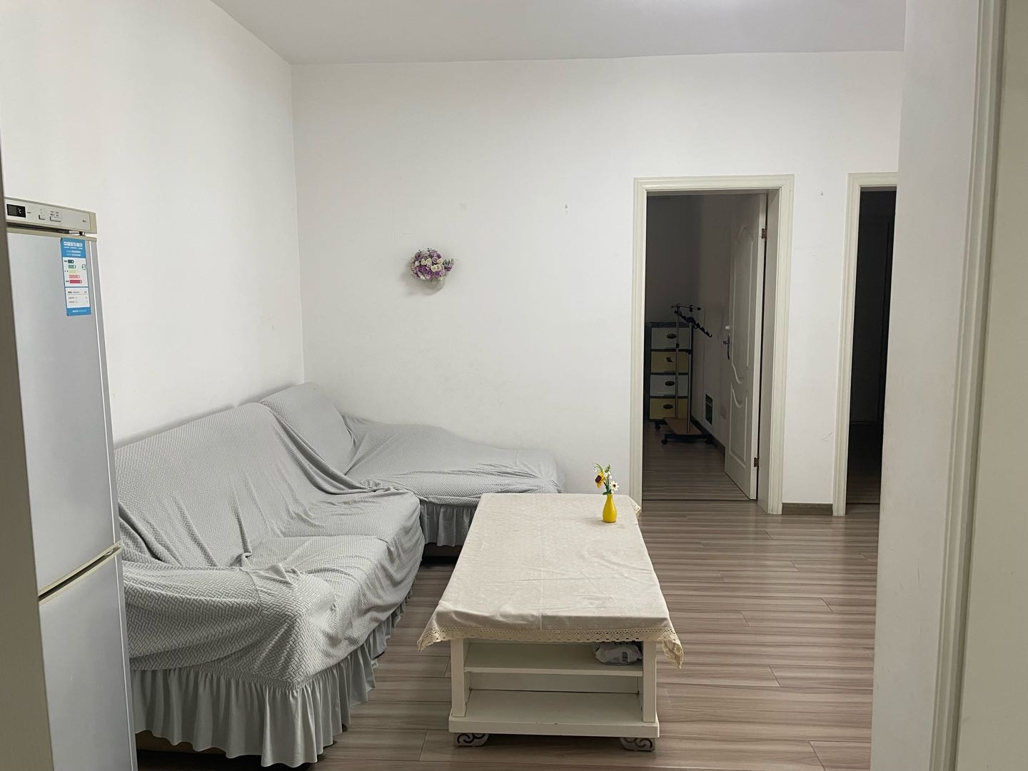 象山北路南昌市第一医院对面邮政宿舍 3居室 1600元/月