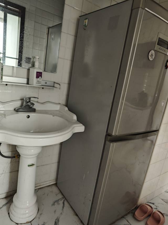 同济新村 随时看房·