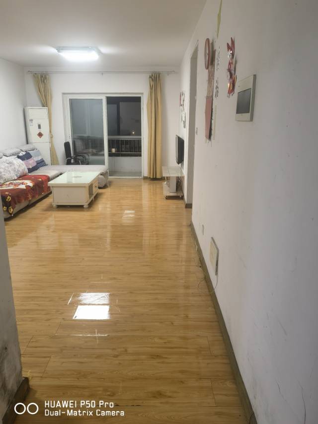 龙湖天璞 3居室 1500元/月