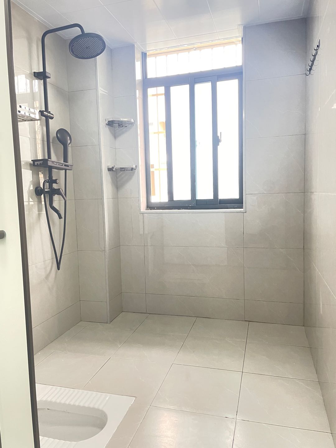 新南方中学 安居小区 随时看房·