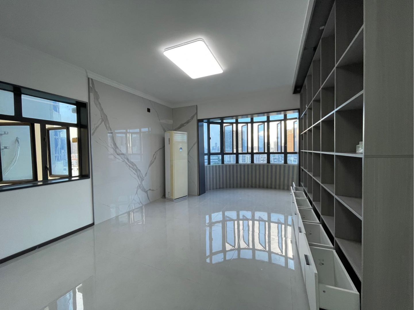 壆岗大厦 随时看房·