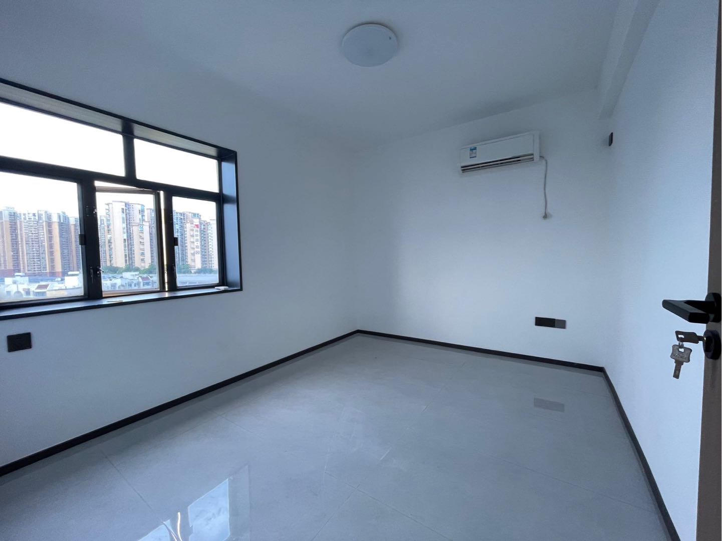 壆岗大厦 随时看房·