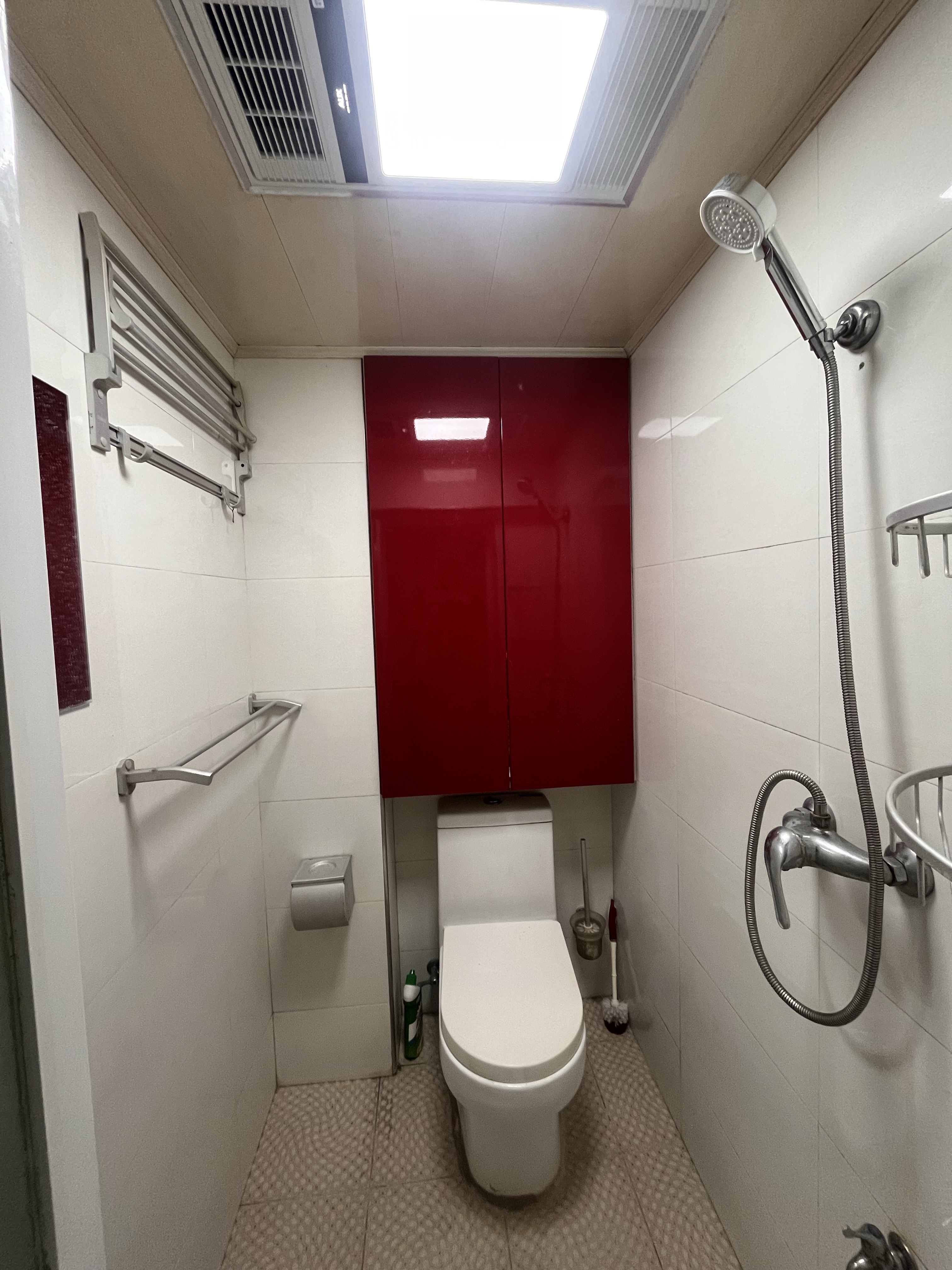 闸弄口新村 随时看房·