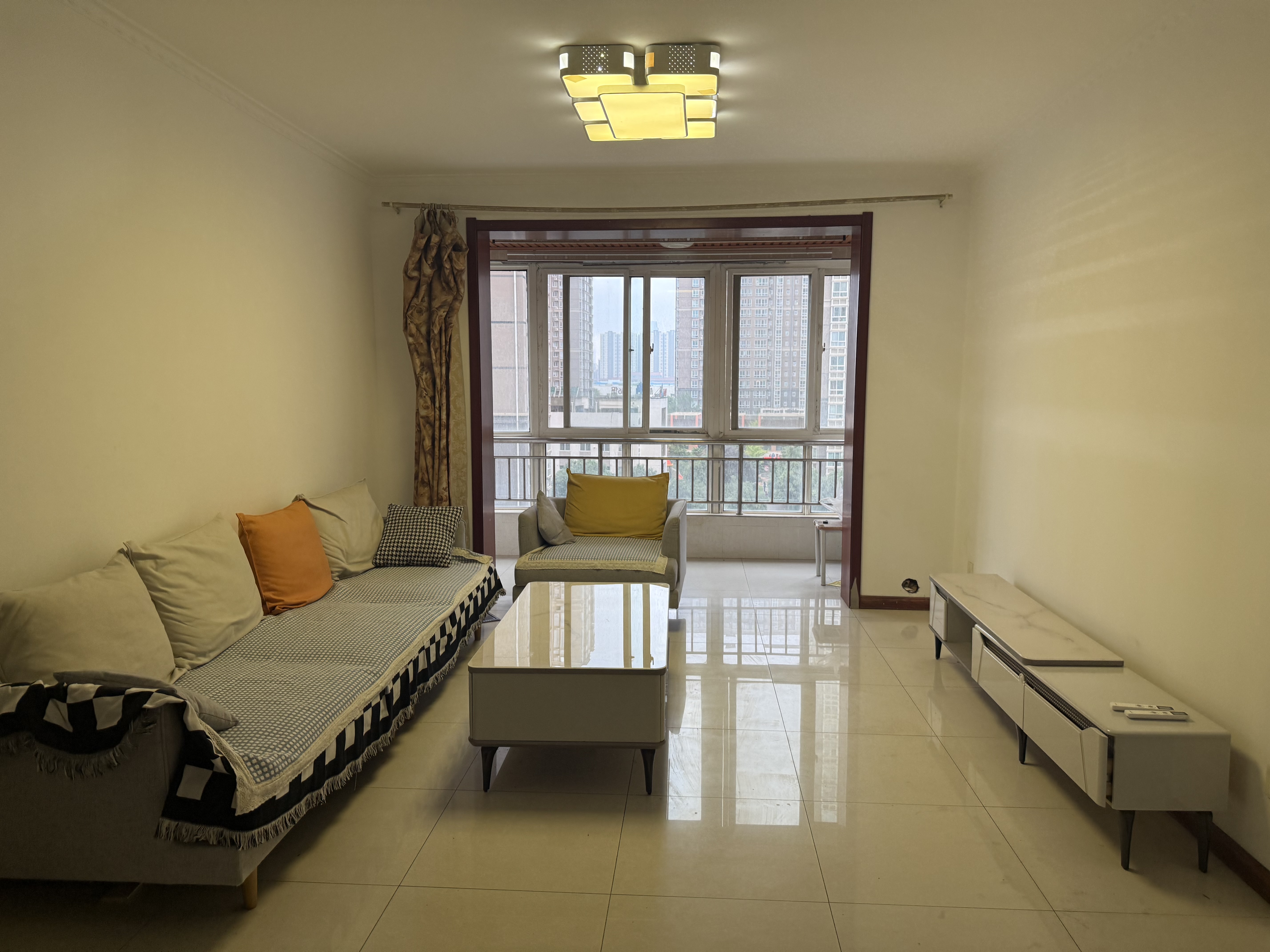 旭景崇盛园 2居室 1888元/月